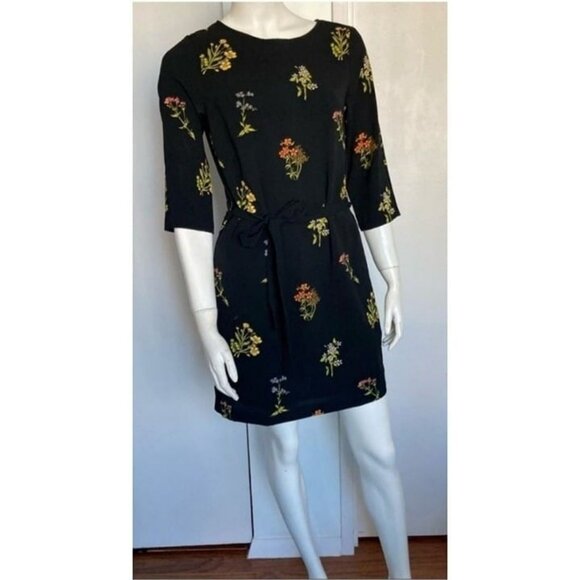 H & M 3/4  Dress Black with Small Floral Tie Belt Above Knee Size 6 - Picture 1 of 12